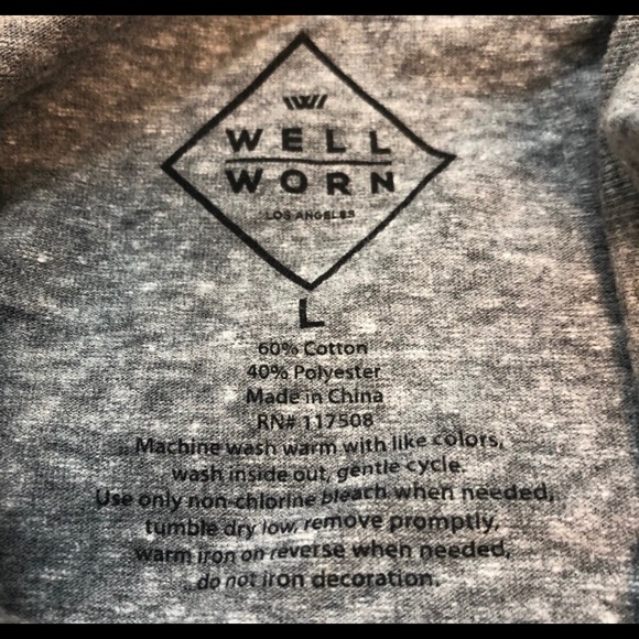 Tee Shirt , 🖤 “I Don’t Give a ... 🐤” - Picture 4 of 6